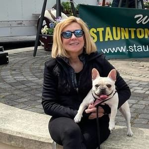 Meet your Posher, Rose